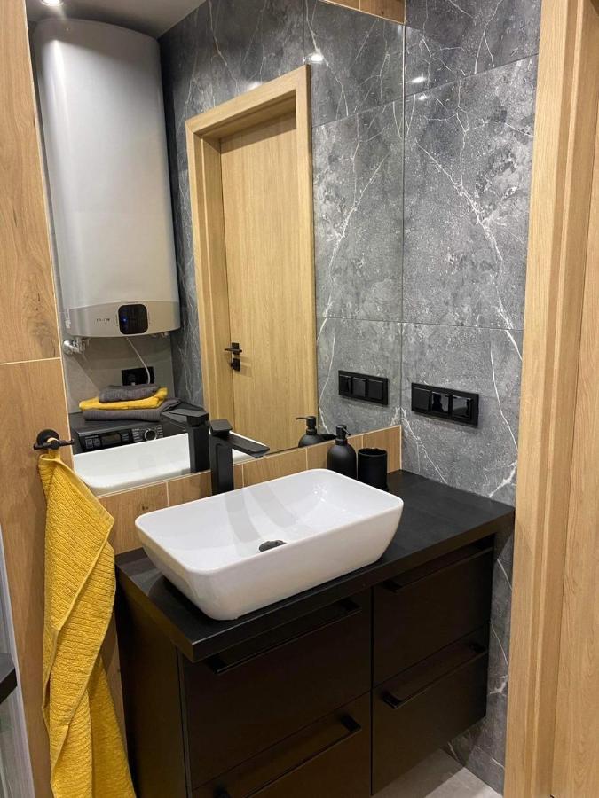 St. Cross Apartment Krakow Bagian luar foto
