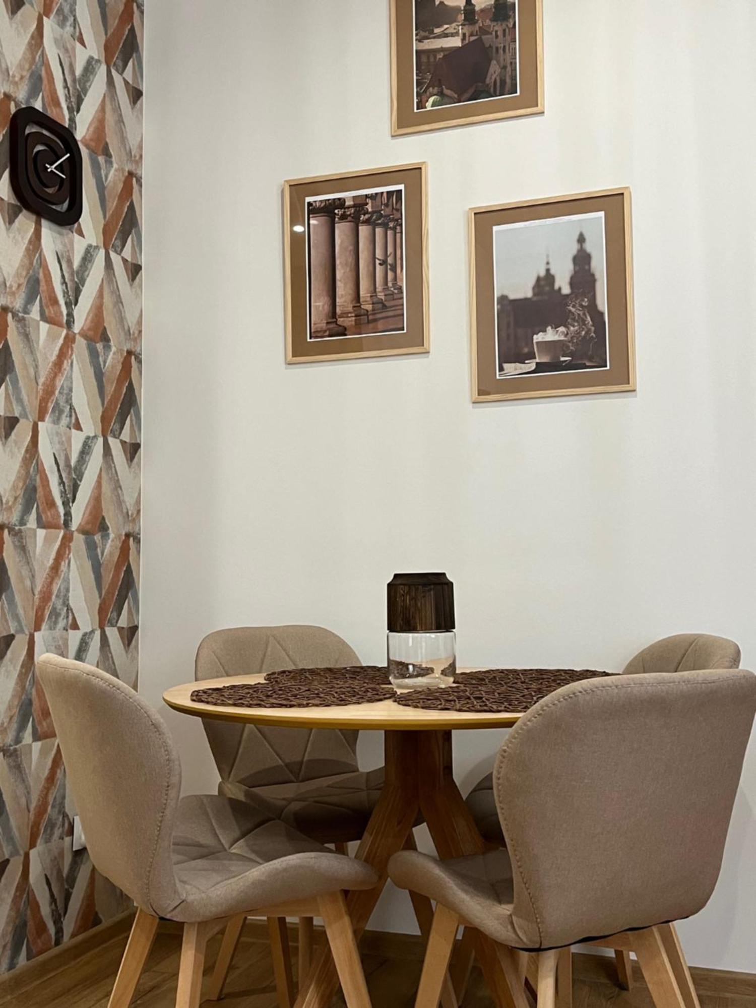 St. Cross Apartment Krakow Bagian luar foto